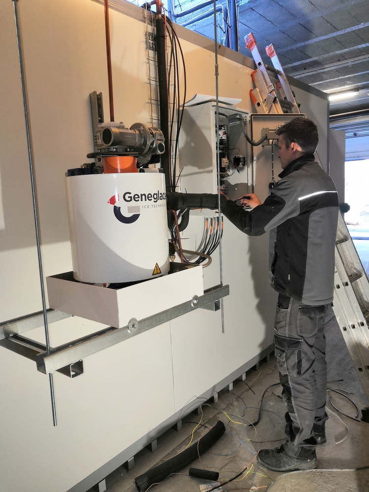 Installation d'une machine à glace - Geneglace